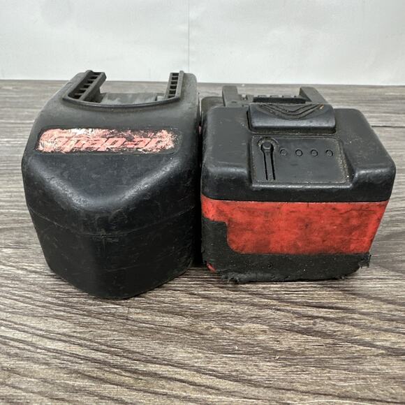SNAP ON Lot Of 2 Batteries CTB81850/CTB4187‎ Untested - Picture 2 of 10